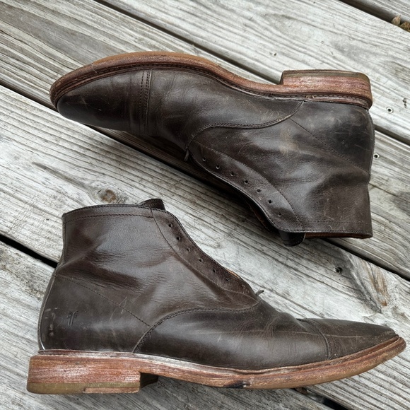 Frye sz9.5 men’s boots main image 13